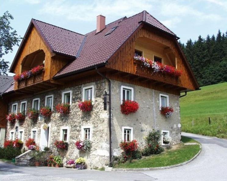 Gasthof Zierer Liezen Εξωτερικό φωτογραφία